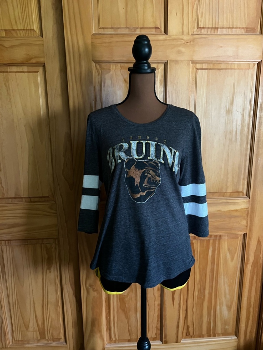 Fanatics Charcoal Heather 3/4-Sleeve Boston Bruins Logo Tee